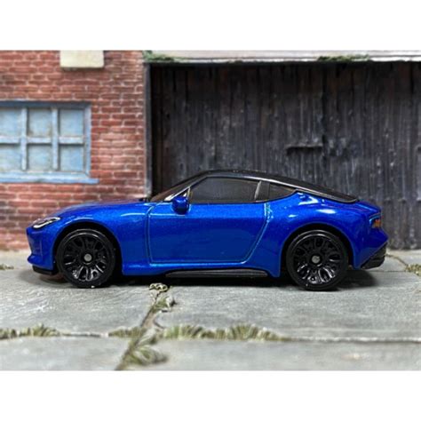 Jual Hot Wheels 2023 Nissan Z Shopee Indonesia