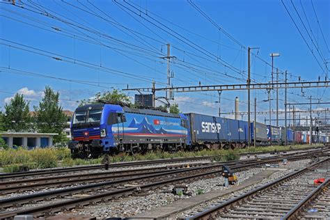 Siemens Vectron 193 529 5 durchfährt am 10 07 2022 den Bah Flickr