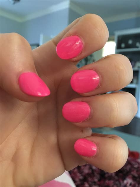 Round Electric Hot Pink Acrylics Pink Acrylic Nails Nails Acrylic