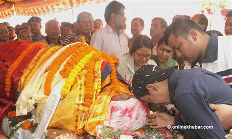 गौचनको पार्थिव शरिरमा प्रधानमन्त्रीले ओढाए राष्ट्रिय झण्डा तस्वीरसहित