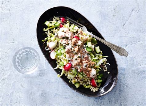 Lunchsalade Met Tonijn Parelcouscous Recept Allerhande Albert