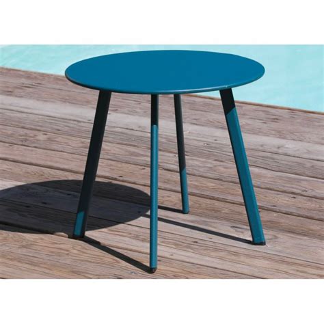 TABLE MASSAÏ 40 ACIER BLEU de Proloisirs Océo table et fauteu