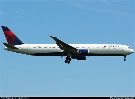 N828mh Delta Air Lines Boeing 767 432er Photo By Sergio Cardona Id