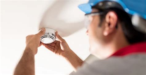 How and where to install a smart smoke detector in your home – KNX ...