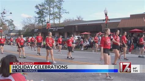 Thousands Enjoy Central Nc Christmas Parades Holiday Celebrations