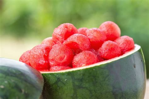 Salada De Fruta Esferas Da Melancia Foto De Stock Imagem De