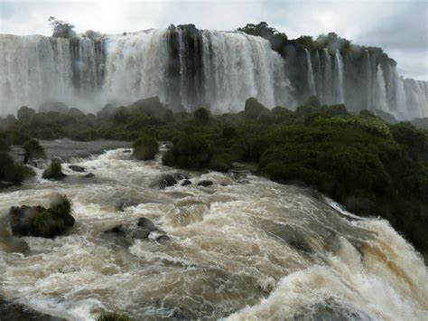 Solve Iguazu Falls Jigsaw Puzzle Online With Pieces