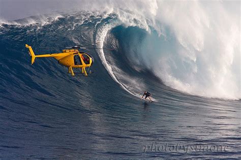 Jaws Maui a monster wave at Peahi surfer riding large wave | Etsy