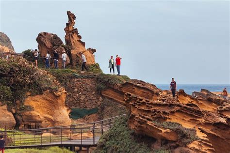 The Ultimate Yehliu Geopark Private Day Trip: Triphobo