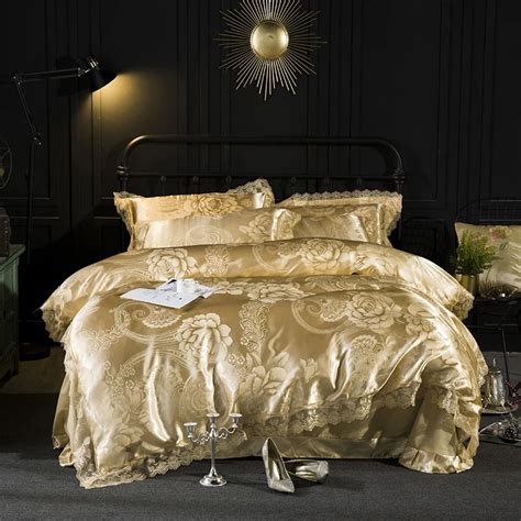 Sliver Golden Luxury Satin Jacquard Bedding Sets Embroidery Bed Set