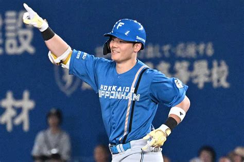 ハム清宮が2打席連続アーチ 衝撃の4安打に新庄監督は拍手止まらぬ打棒に敵地騒然 Full Count