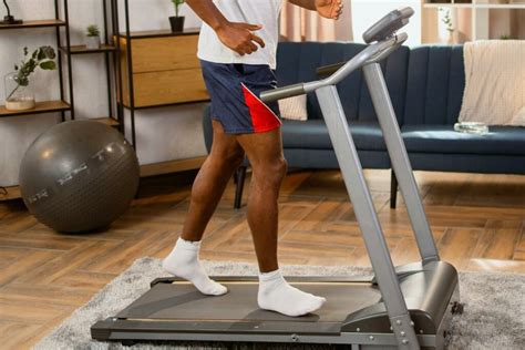 Treadmill Safety: 5 Essential Tips to Prevent Injuries (2022 Guide)