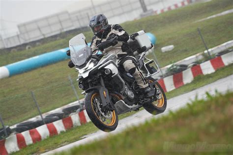 Cfmoto Mt Touring Prueba Precio Y Ficha T Cnica Mundomotero