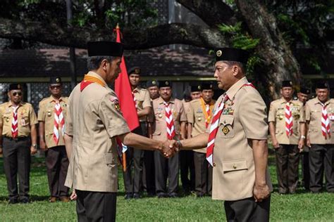 Presiden Jokowi Lantik Pengurus Kwarnas Gerakan Pramuka