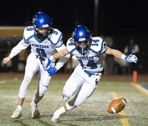 Lampeter-Strasburg vs. Bishop McDevitt - District 3 Class 4A football championship [photos ...