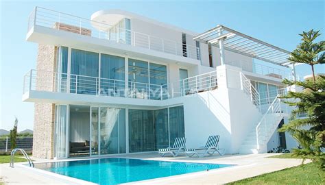 Semi Detached Villas With Underfloor Heating System In Belek Antalya