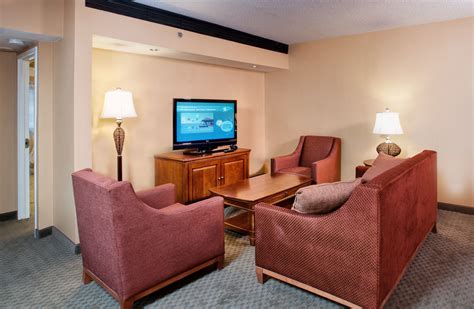 Discount Coupon for Embassy Suites by Hilton Crystal City National ...