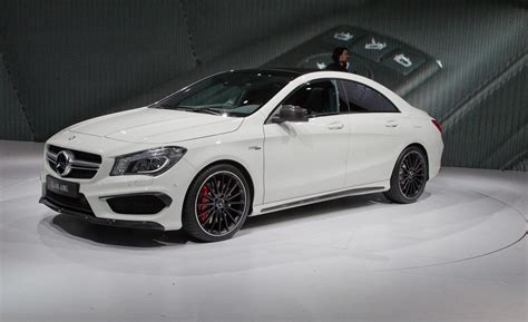 2014 Mercedes Benz Cla45 Amg Photos And Info News Car And Driver