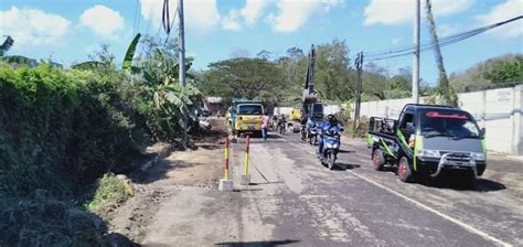 Pupr Alokasikan Rp Miliar Perbaiki Jalan Daerah Di Ntb