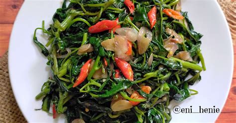 Resep Tumis Kangkung Saus Tiram Oleh Eni Henie Cookpad