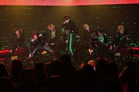 Stray Kids' Hall Of Fame lyrics bring the 'iconic SKZ' as fans hail ...