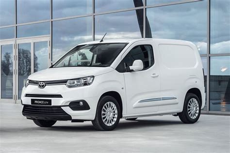 Toyota Unveils New Proace City Van With Five Year Warranty Honest John