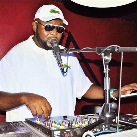 CASH MONEY VS NO LIMIT LIVE ON Z93 by djkub843: Listen on Audiomack