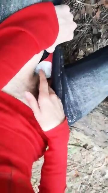 My Girlfriend And I Peeping On Passers By In The Park And Masturbate Lesbian Illusion Girls