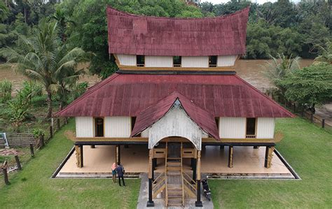 Rumah Adat Rokan Hulu 48 Koleksi Gambar