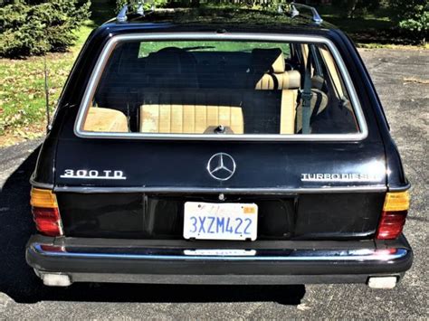 1984 Mercedes Turbodiesel Diesel Wagon 300td W123rare Third Row Seat