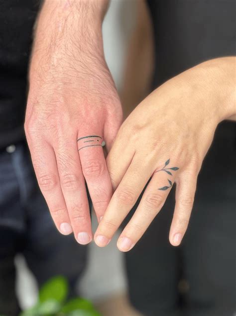 33 Beautiful Wedding Ring Tattoos For Non Traditional Couples Finger