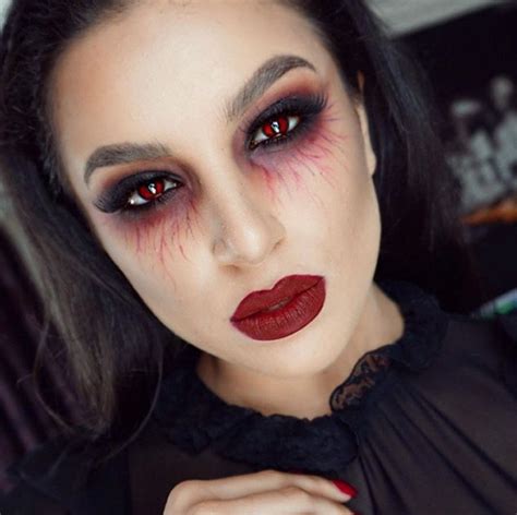 Maquillage Halloween Femme Tutoriels Essayer De Toute Urgence