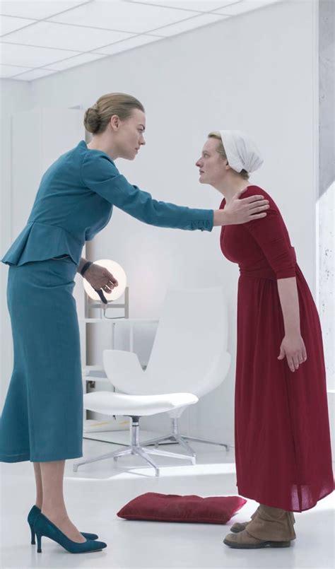 Serena And June The Handmaid S Tale Season 3 Episode 9 Tv Fanatic