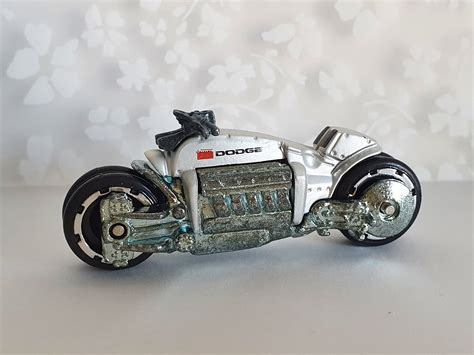 Dodge Tomahawk Motorcykel Hot Wheels ᐈ Köp på Tradera