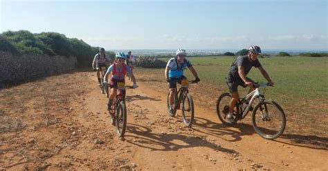 Calor Y Exigencia En La Etapa Inicial De La Volta A Menorca En BTT