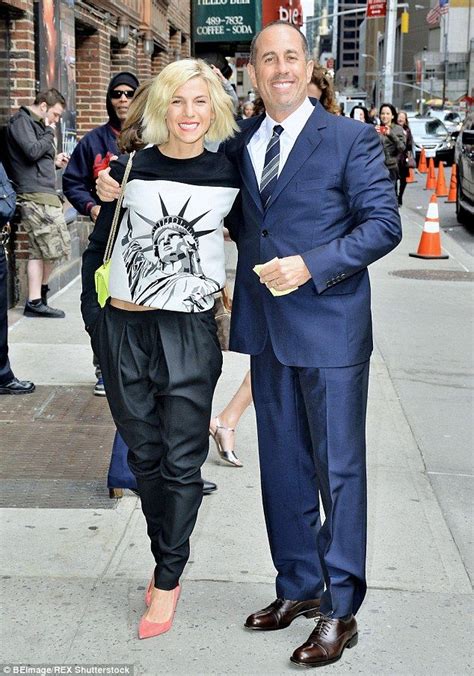 Jerry Seinfelds Wife Jessica Stands Out In New York Tribute Top Famous Celebrity Couples