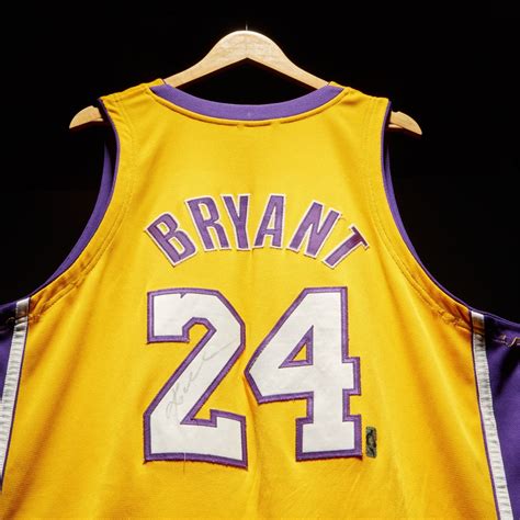 Los Angeles Lakers Kobe Bryant Hall Of Fame Authentic Jersey By Mitchell Ness Gold Mens