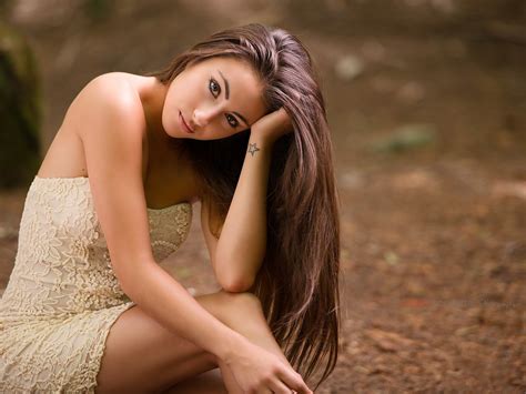 Long Haired Brunette White Dress Celebrity Poster Wallpapers Preview 10wallpaper