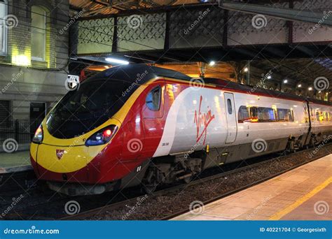 Virgin Pendolino Electric Train In Preston Station Editorial Stock Image Image Of Night Fast