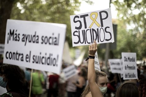 ¿cuántos Miles De Muertos Por Suicidio Hacen Falta Para Que Los