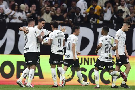 Corinthians Aparece No Top De Clubes Do Brasileir O Que Precisam De