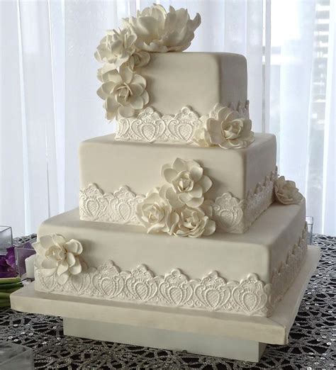 Wedding Cakes With Intricate Details Modwedding Square Wedding