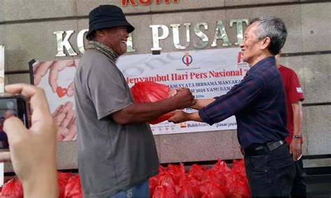 Baksos Yayasan IPO Perpaduan Pembagian Paket Sembako Dan Sosialisasi