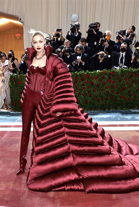 Gigi Hadid Met Gala Rytetamil