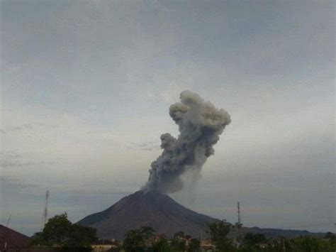 Berita Dan Informasi Gunung Sinabung Terkini Dan Terbaru Hari Ini