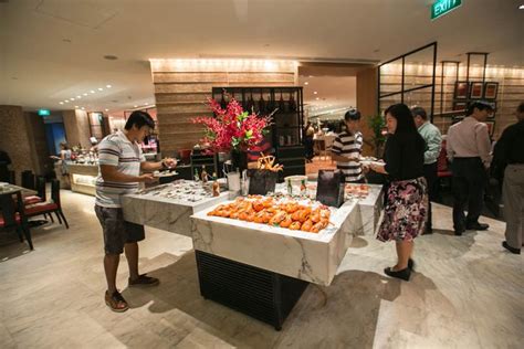 Best Champagne Brunches In Singapore For Free Flow Bubbly Hotel