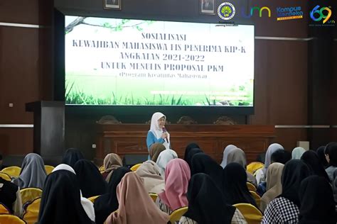 Sosialisasi Dan Workshop Penulisan Proposal Pkm Bagi Mahasiswa Fis Um