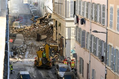 Un Immeuble Seffondre à Marseille Cinq Blessés Et Jusquà Une Dizaine