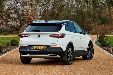 Vauxhall Grandland X Hybrid Phev Review Leasing Options Leasing