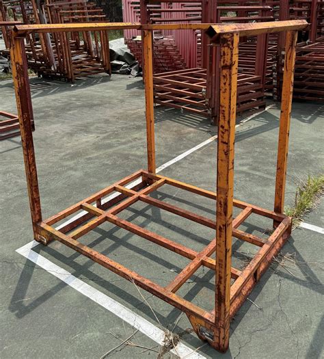 Portable Stack Rack Nesting Pallet Stacker Rack Warehouse Orange